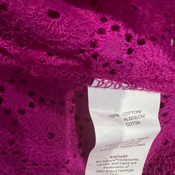 Kensie Magenta Eyelet sleeveless blouse - Picture 6 of 8